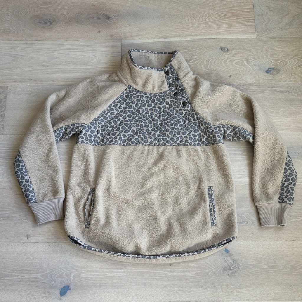 Abercrombie & Fitch Women’s Leopard Print Neck Snap Fleece Pullover Sz Large